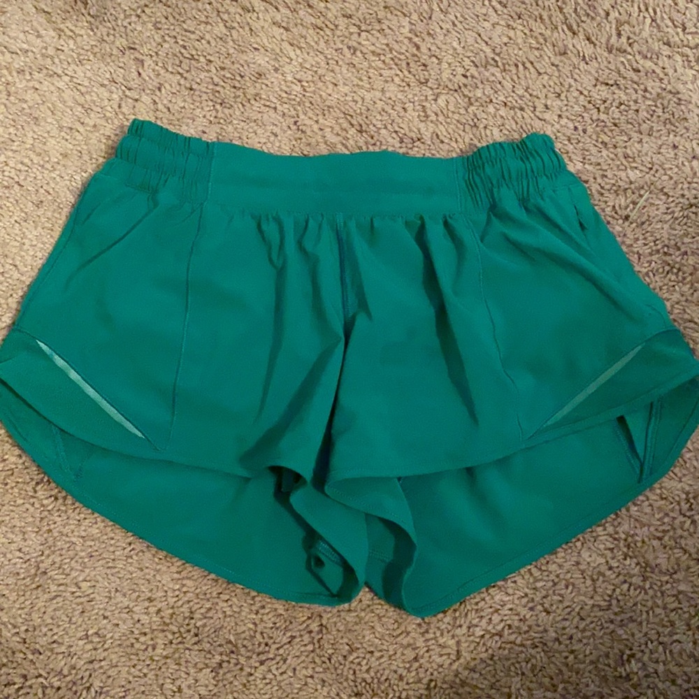 lululemon hotty hot shorts